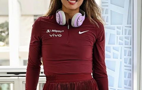  阿扎伦卡爆冷击败加拿大队，惊险取胜引爆全场！-开云体育官网