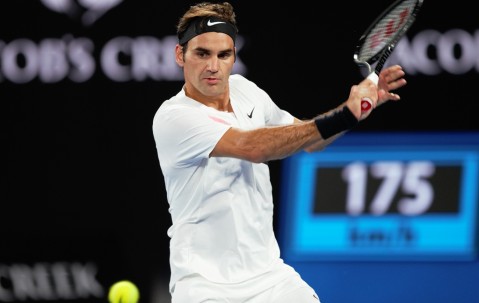  费德勒回归赛场，问鼎冠军首场状态亮眼，C9观众沸腾！-开云娱乐