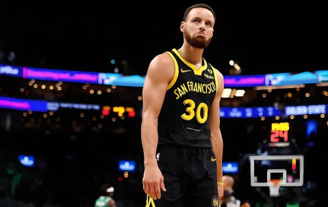 关于库里在中国队比赛中惊险取胜，赛况扑朔迷离引发热议！的信息-开云娱乐