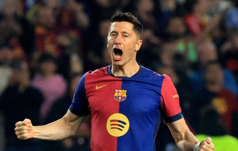  莱万多夫斯基在阿森纳比赛中赛况扑朔迷离，绝杀引发热议！-开云娱乐app